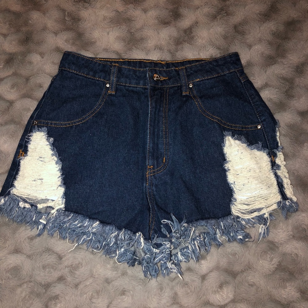 Princess Polly High Waisted Shorts ✨